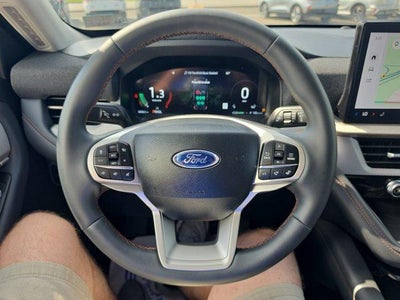 2025 Ford Explorer Active 4WD