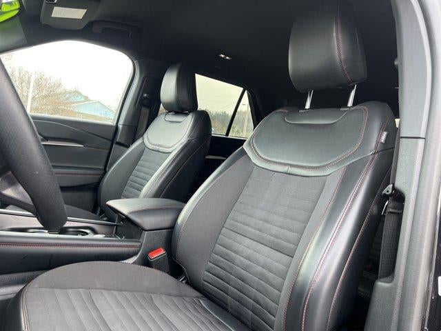 2025 Ford Explorer ST-Line 4WD