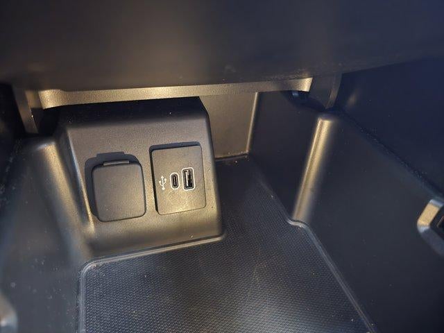 2025 Ford Explorer ST-Line 4WD