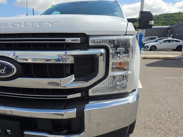 2022 Ford Super Duty F-250 SRW XLT 4WD Crew Cab 6.75' Box