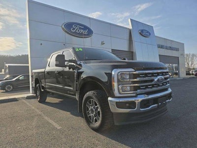 2024 Ford Super Duty F-250 SRW LARIAT 4WD Crew Cab 6.75' Box