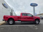 2023 Ford Super Duty F-250 SRW LARIAT 4WD Crew Cab 6.75' Box