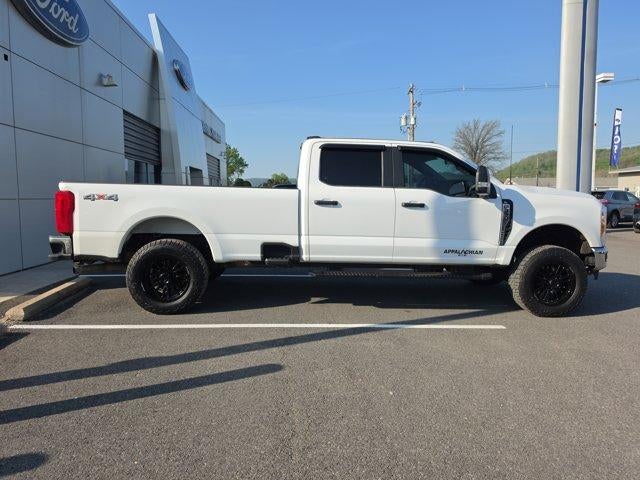 2023 Ford Super Duty F-350 SRW XL 4WD Crew Cab 6.75' Box