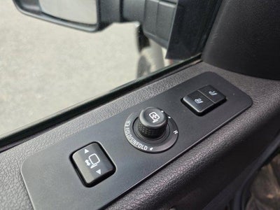 2016 Ford Super Duty F-350 SRW 4WD Crew Cab 6-3/4 Ft Box Lariat