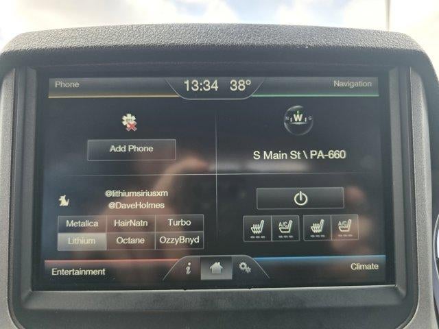 2016 Ford Super Duty F-350 SRW 4WD Crew Cab 6-3/4 Ft Box Lariat