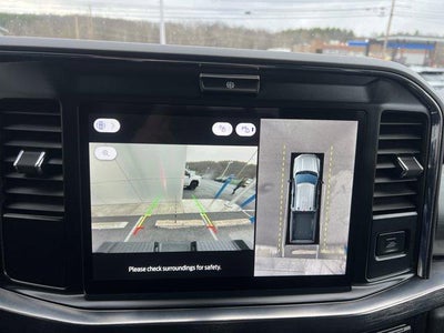 2025 Ford Super Duty F-350 DRW LARIAT 4WD Crew Cab 8' Box