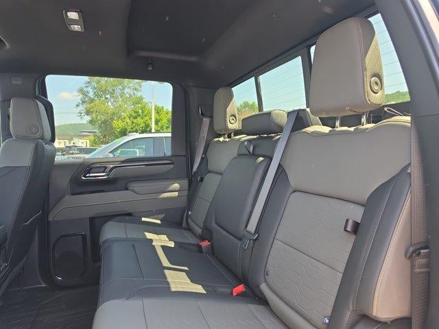 2025 Chevrolet Silverado 2500 HD Crew Cab Standard Box 4-Wheel Drive ZR2