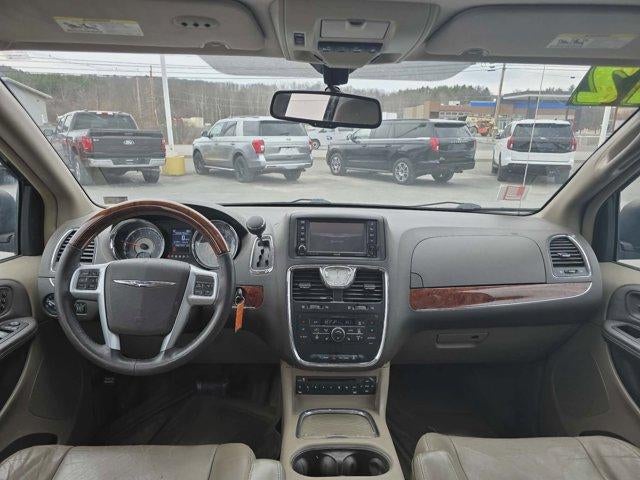 2012 Chrysler Town & Country 4dr Wgn Limited