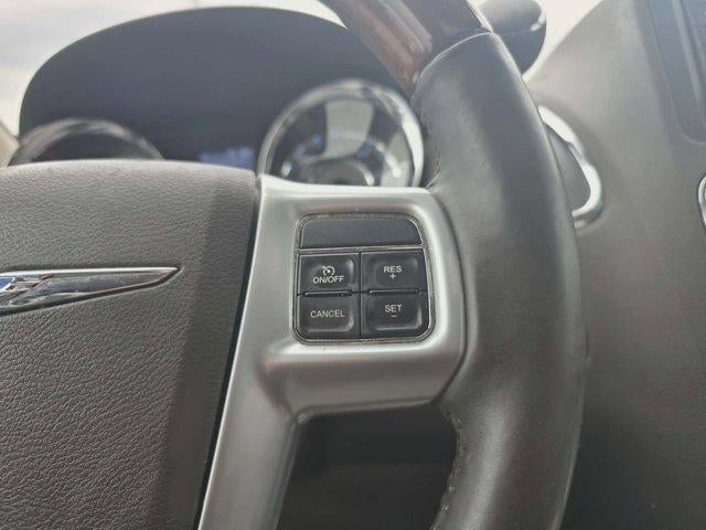 2012 Chrysler Town & Country 4dr Wgn Limited