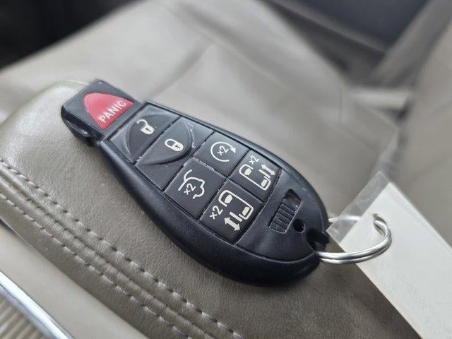 2012 Chrysler Town & Country 4dr Wgn Limited