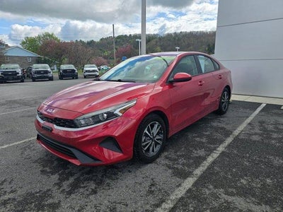 2023 Kia Forte LXS IVT