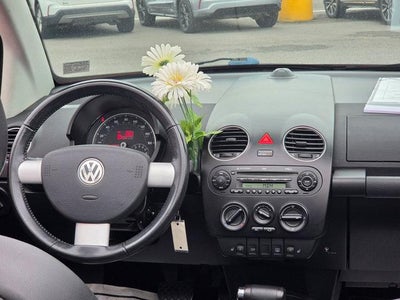 2009 Volkswagen New Beetle Convertible 2dr Auto S PZEV Convertible