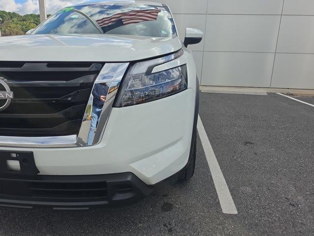 2024 Nissan Pathfinder SV 4WD