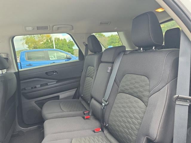 2024 Nissan Pathfinder SV 4WD