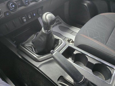 2018 Toyota Tacoma TRD Off Road Double Cab 5' Bed V6 4x4 MT (Natl)