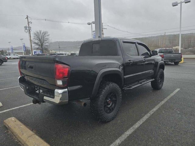 2018 Toyota Tacoma TRD Off Road Double Cab 5' Bed V6 4x4 MT (Natl)