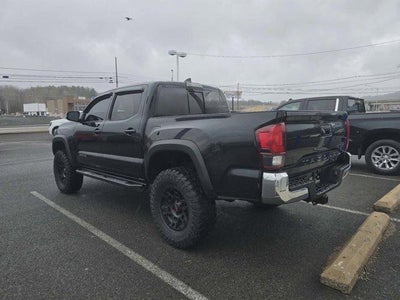 2018 Toyota Tacoma TRD Off Road Double Cab 5' Bed V6 4x4 MT (Natl)