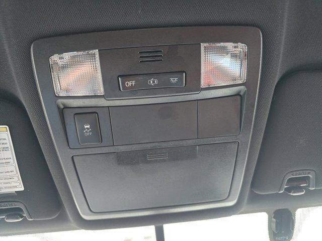 2017 Toyota Tacoma TRD Sport Access Cab 6' Bed V6 4x4 MT (Natl)