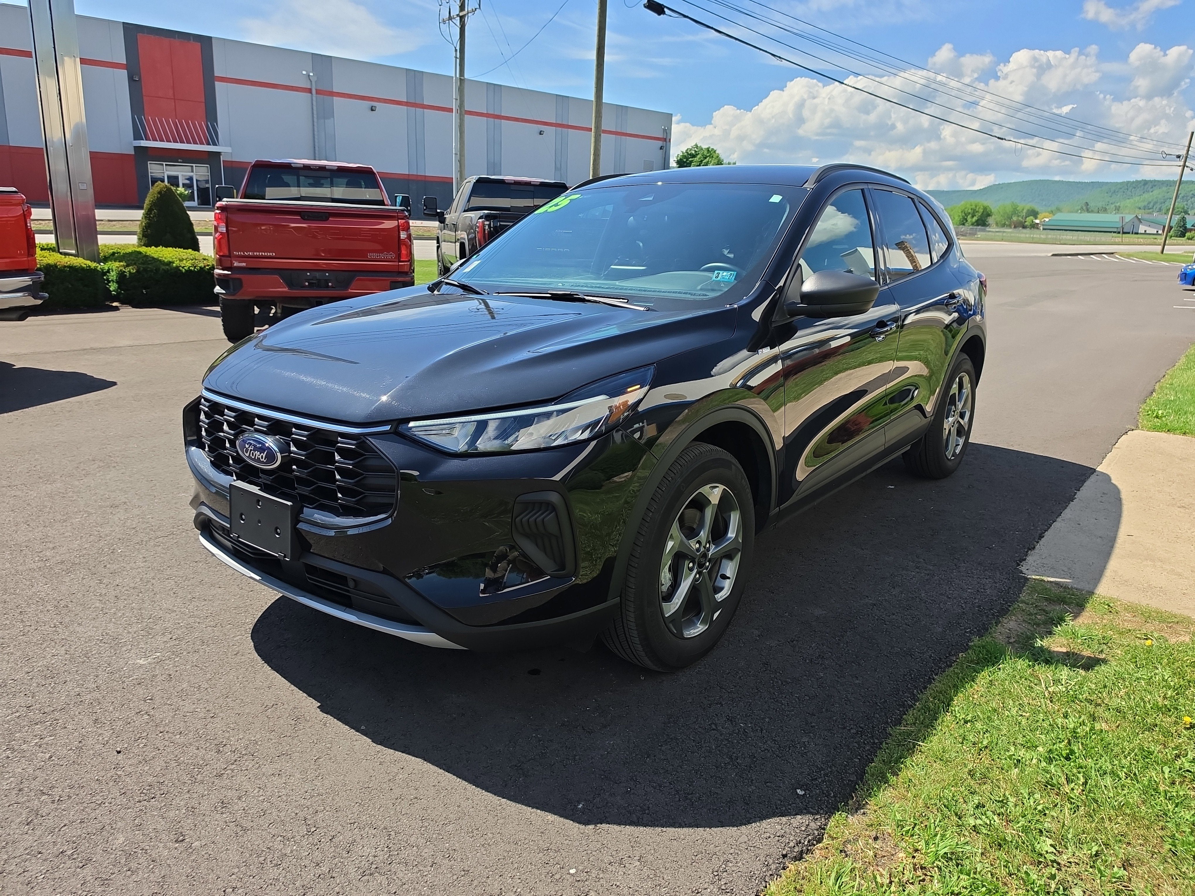 2025 Ford Escape ST-Line