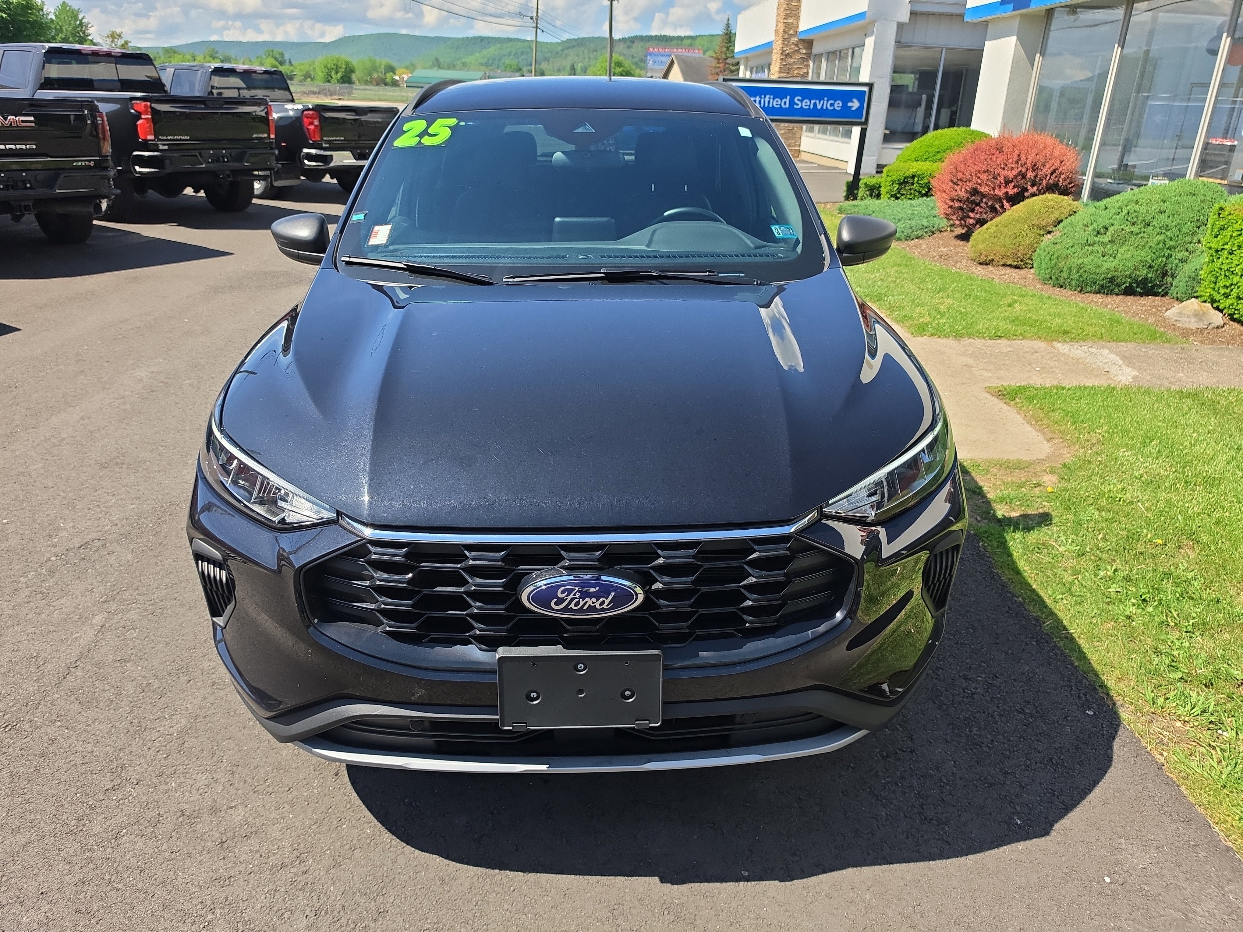 2025 Ford Escape ST-Line