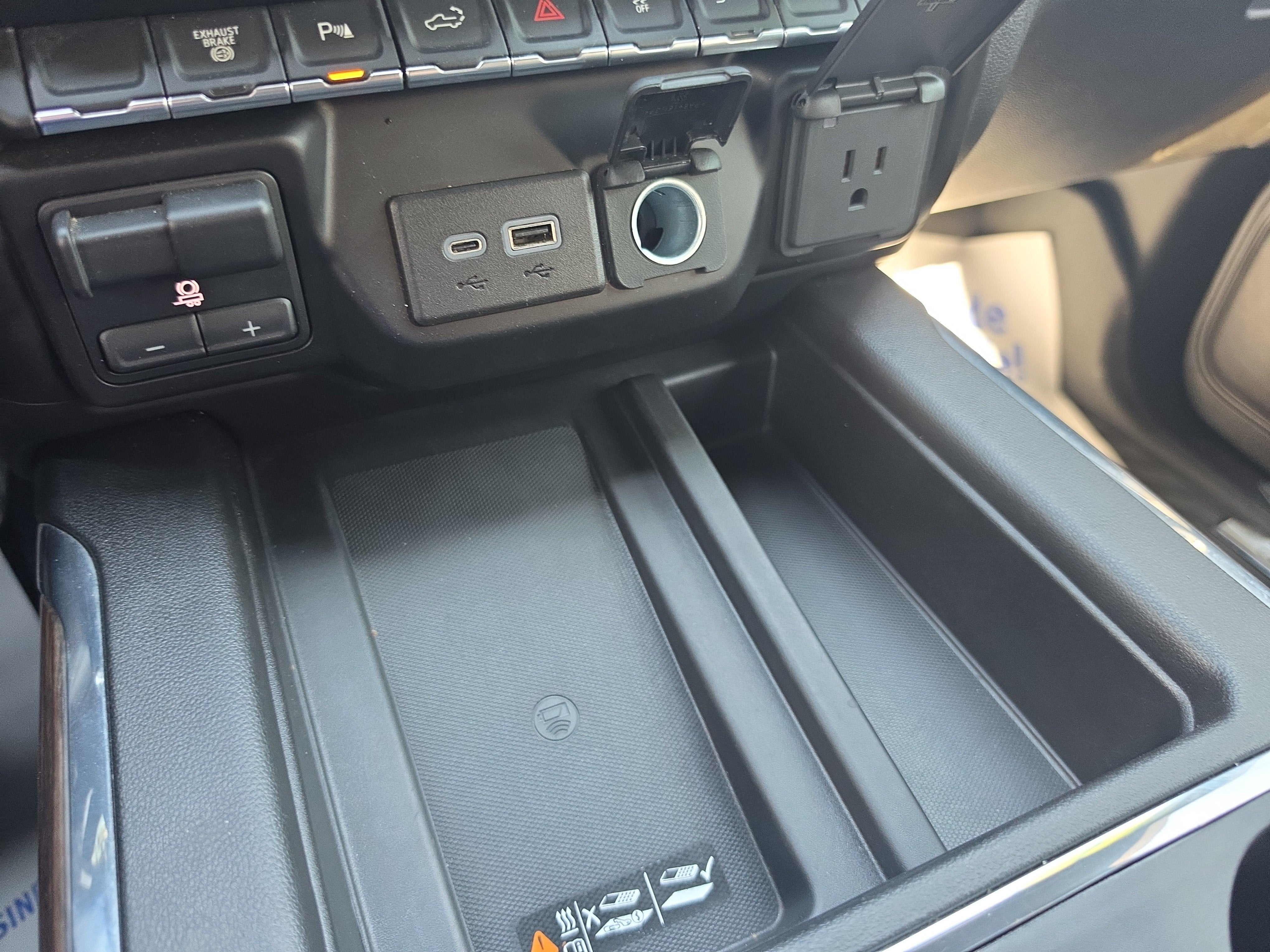 2023 Chevrolet Silverado 3500 HD High Country