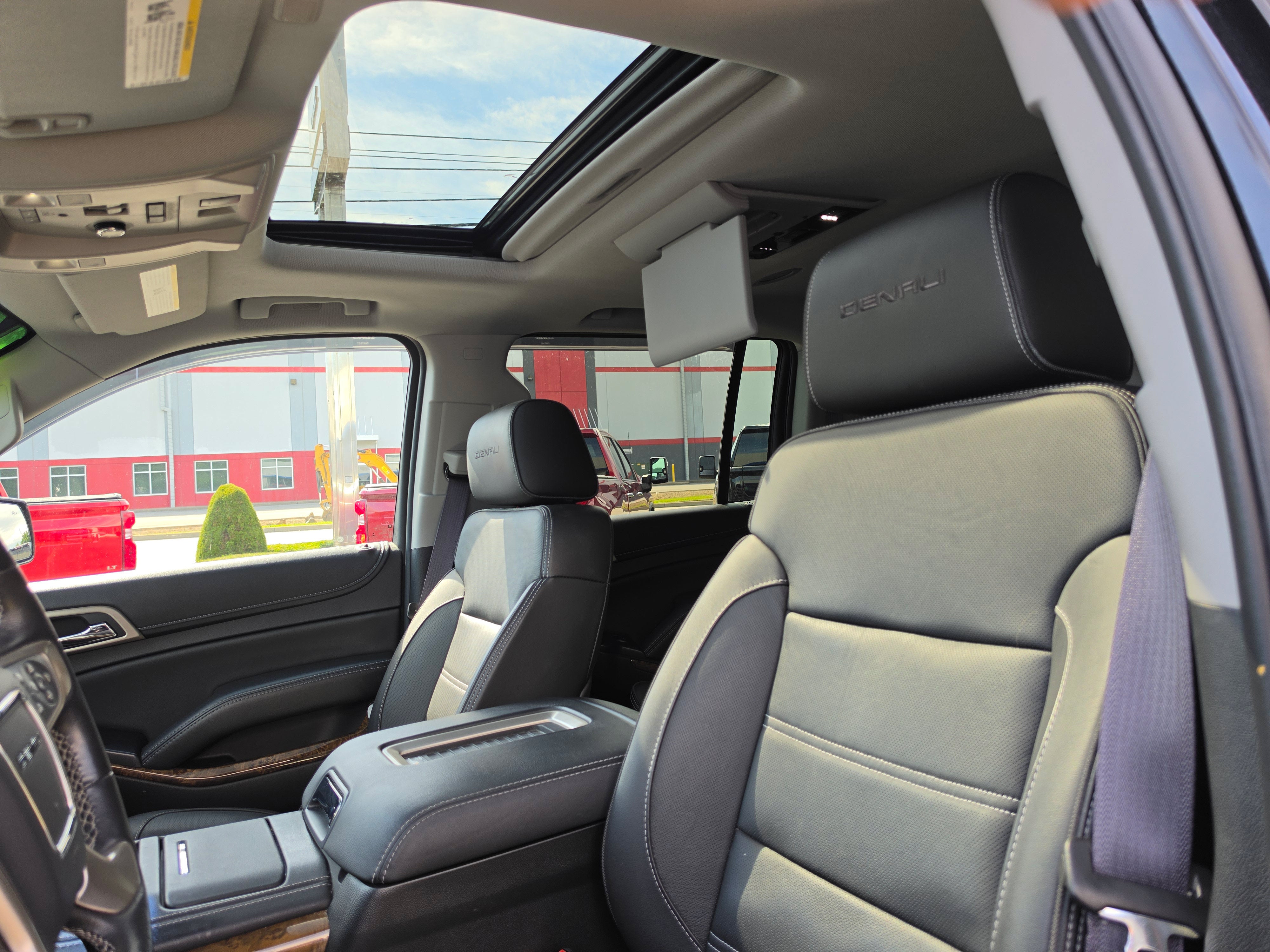 2016 GMC Yukon XL Denali
