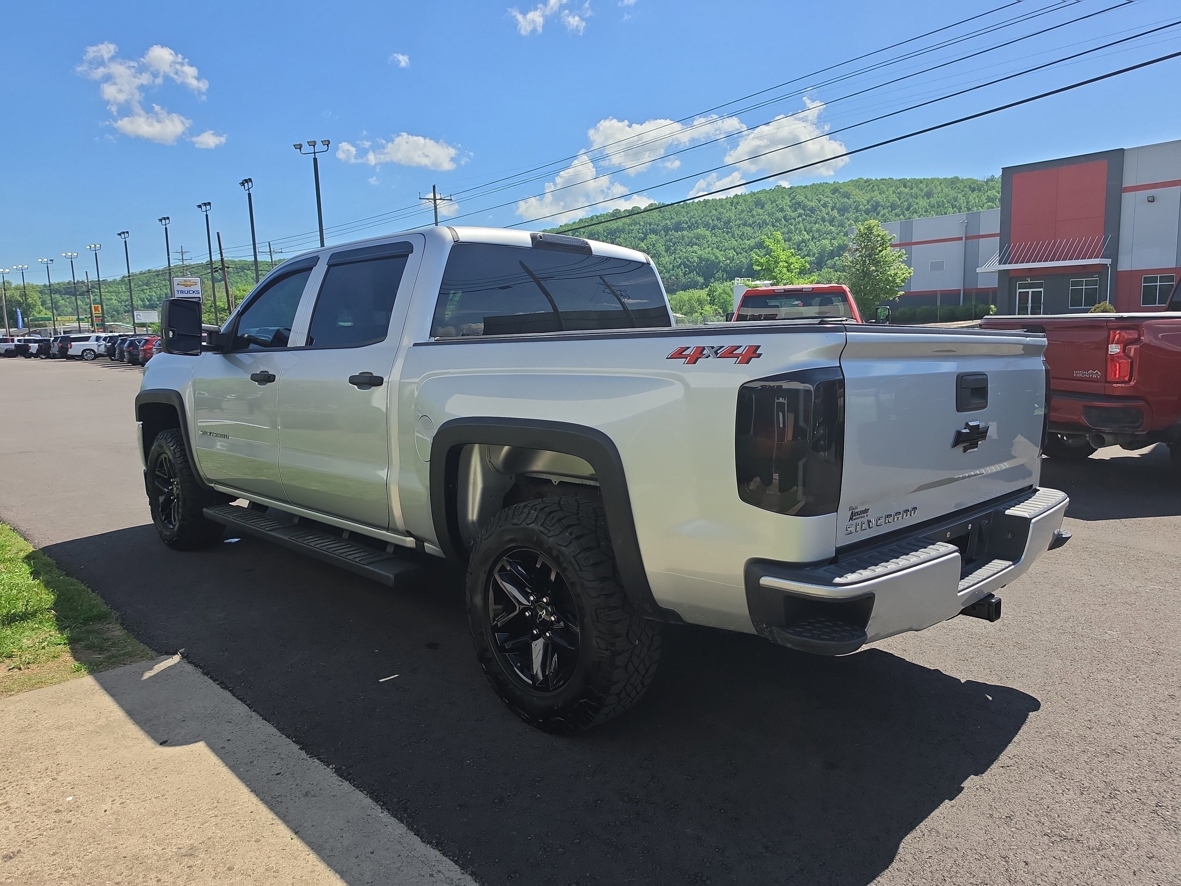 2018 Chevrolet Silverado 1500 Custom