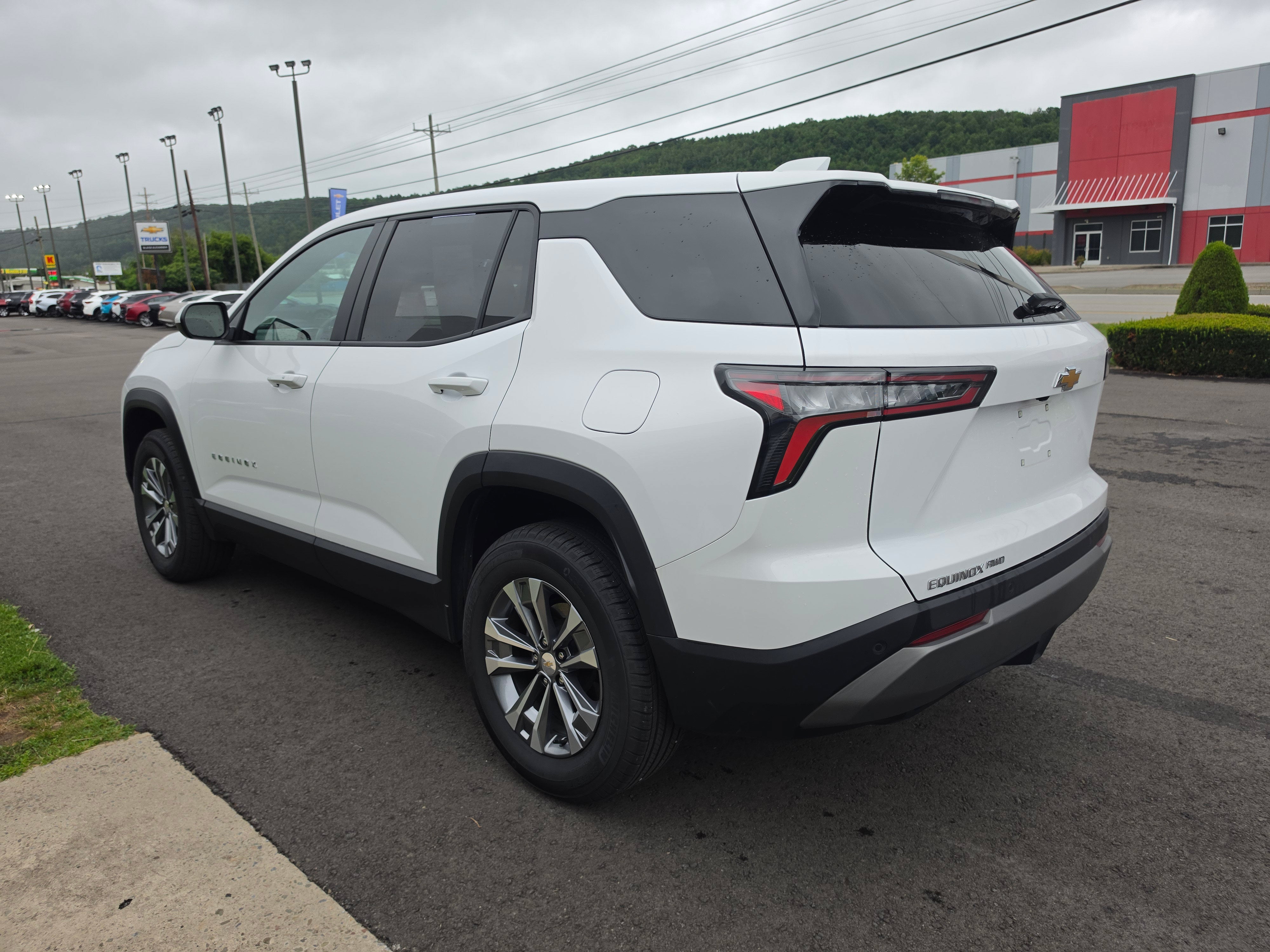 2025 Chevrolet Equinox LT