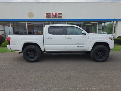 2022 Toyota Tacoma 4WD SR