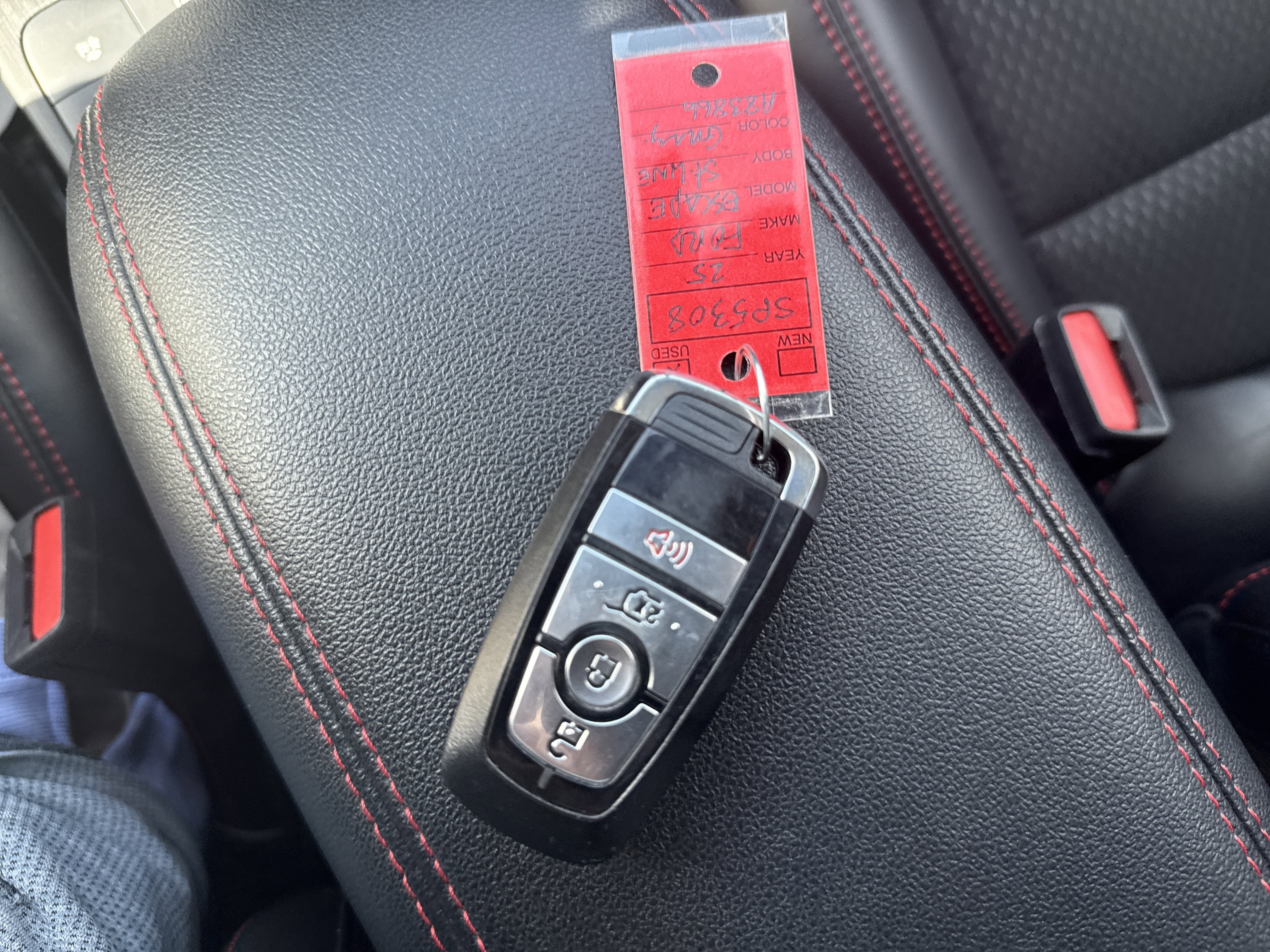 2025 Ford Escape ST-Line