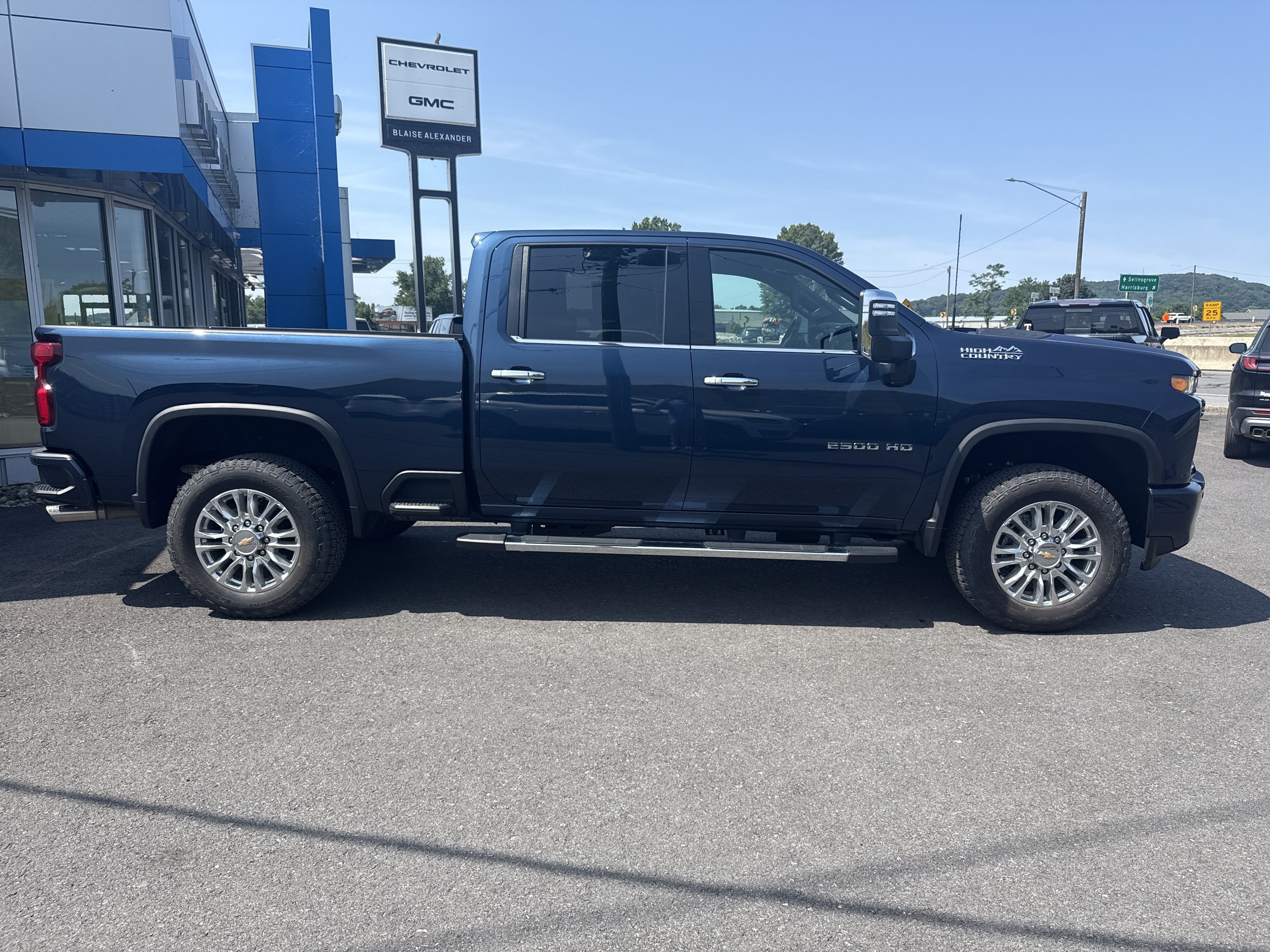 2022 Chevrolet Silverado 2500 HD High Country