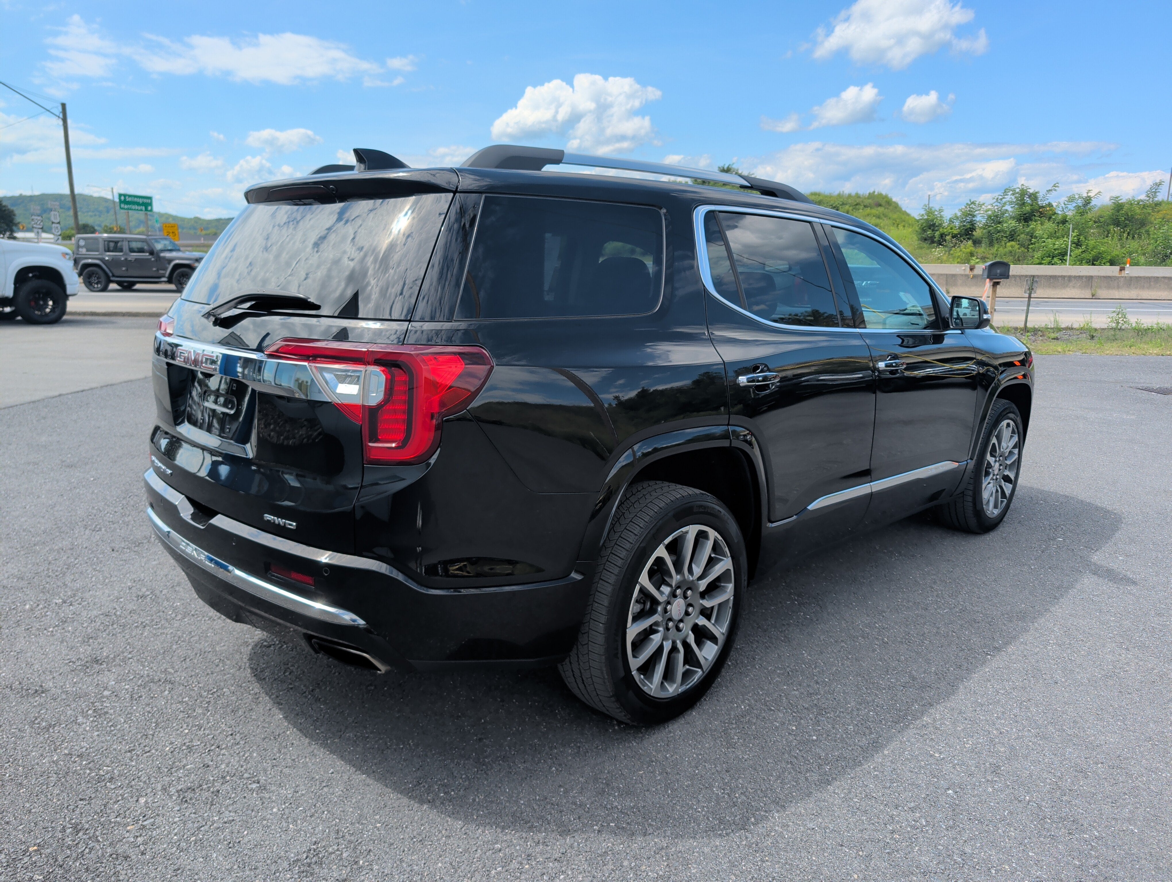 2021 GMC Acadia Denali