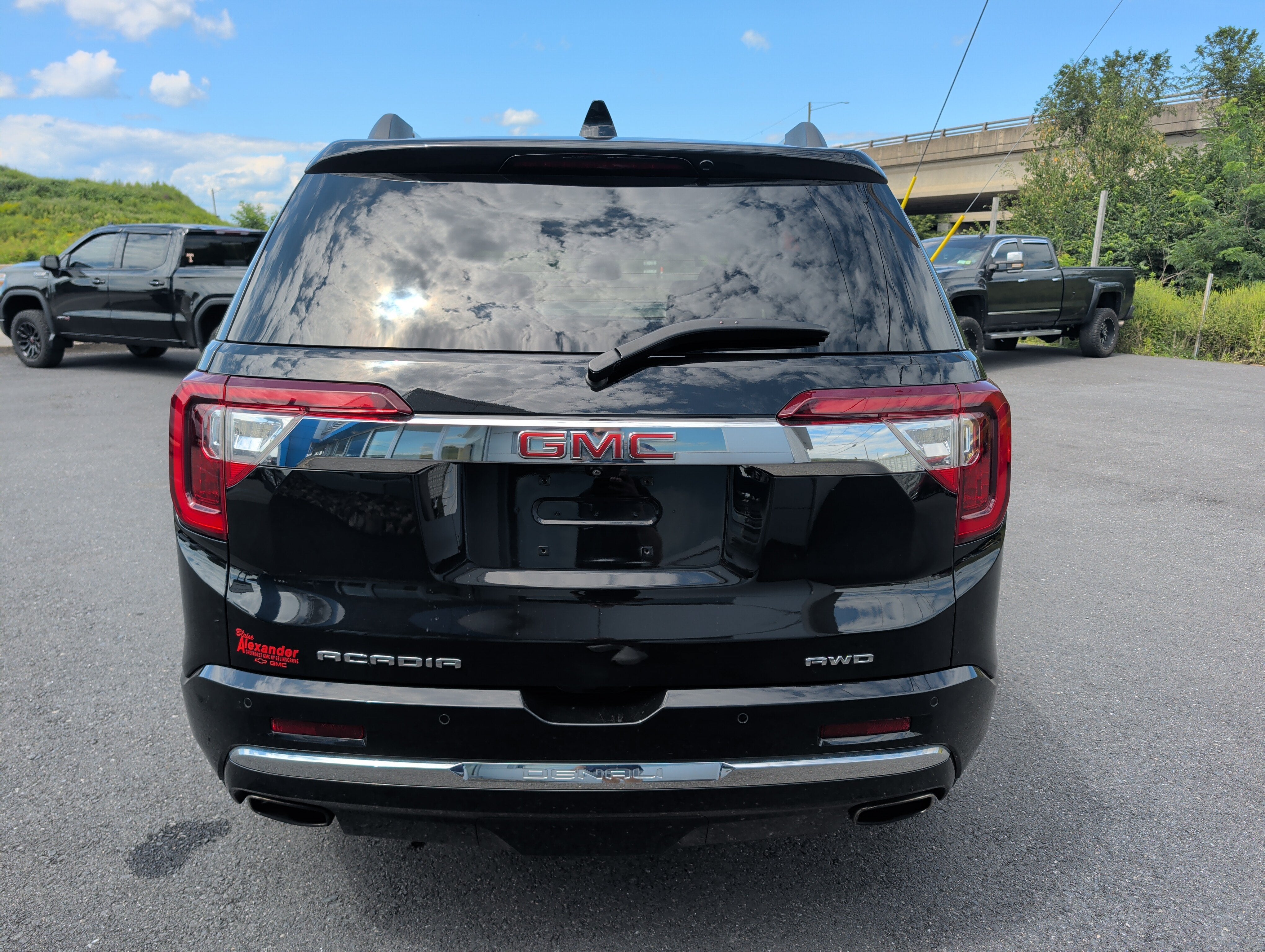 2021 GMC Acadia Denali