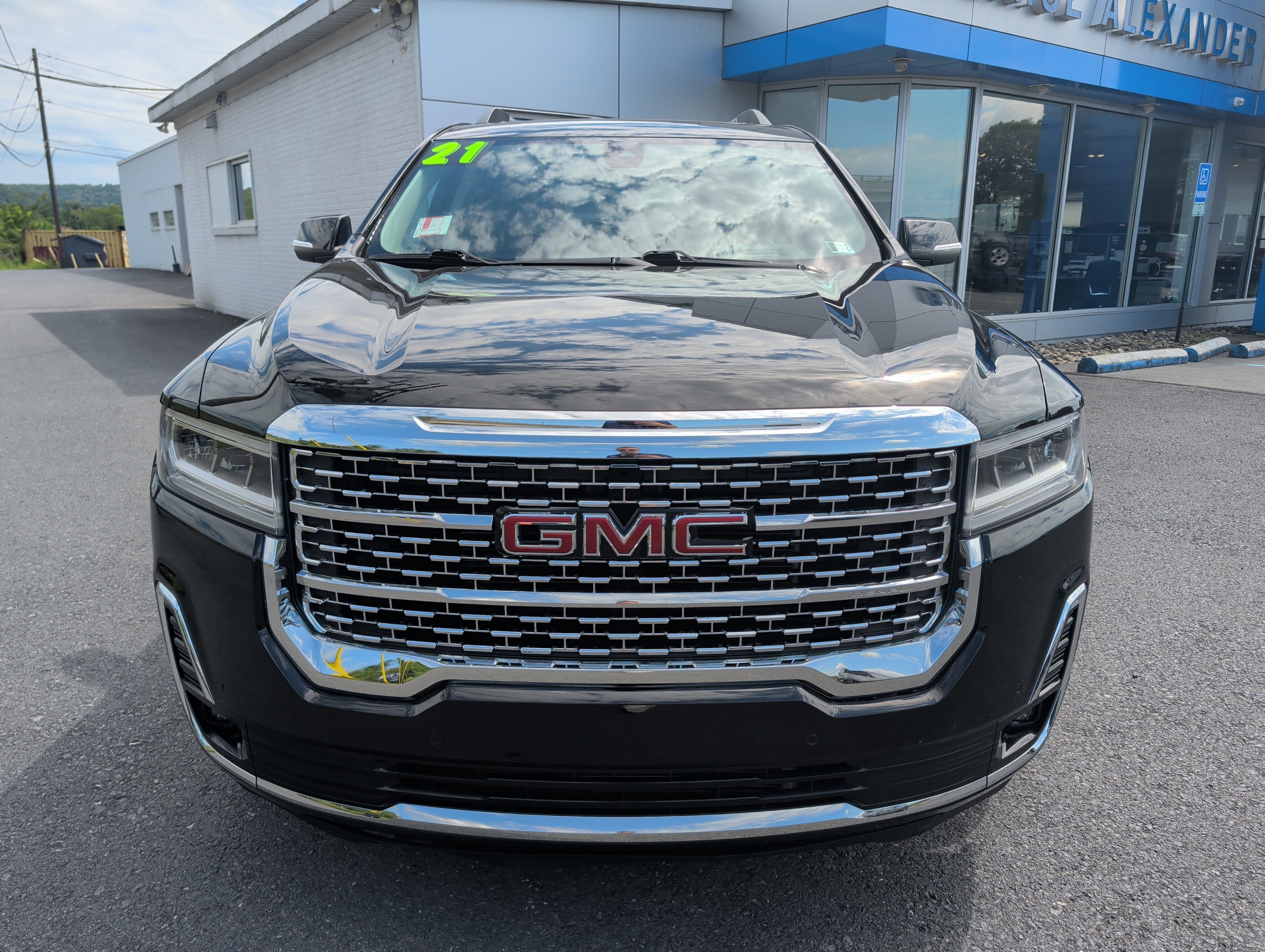 2021 GMC Acadia Denali