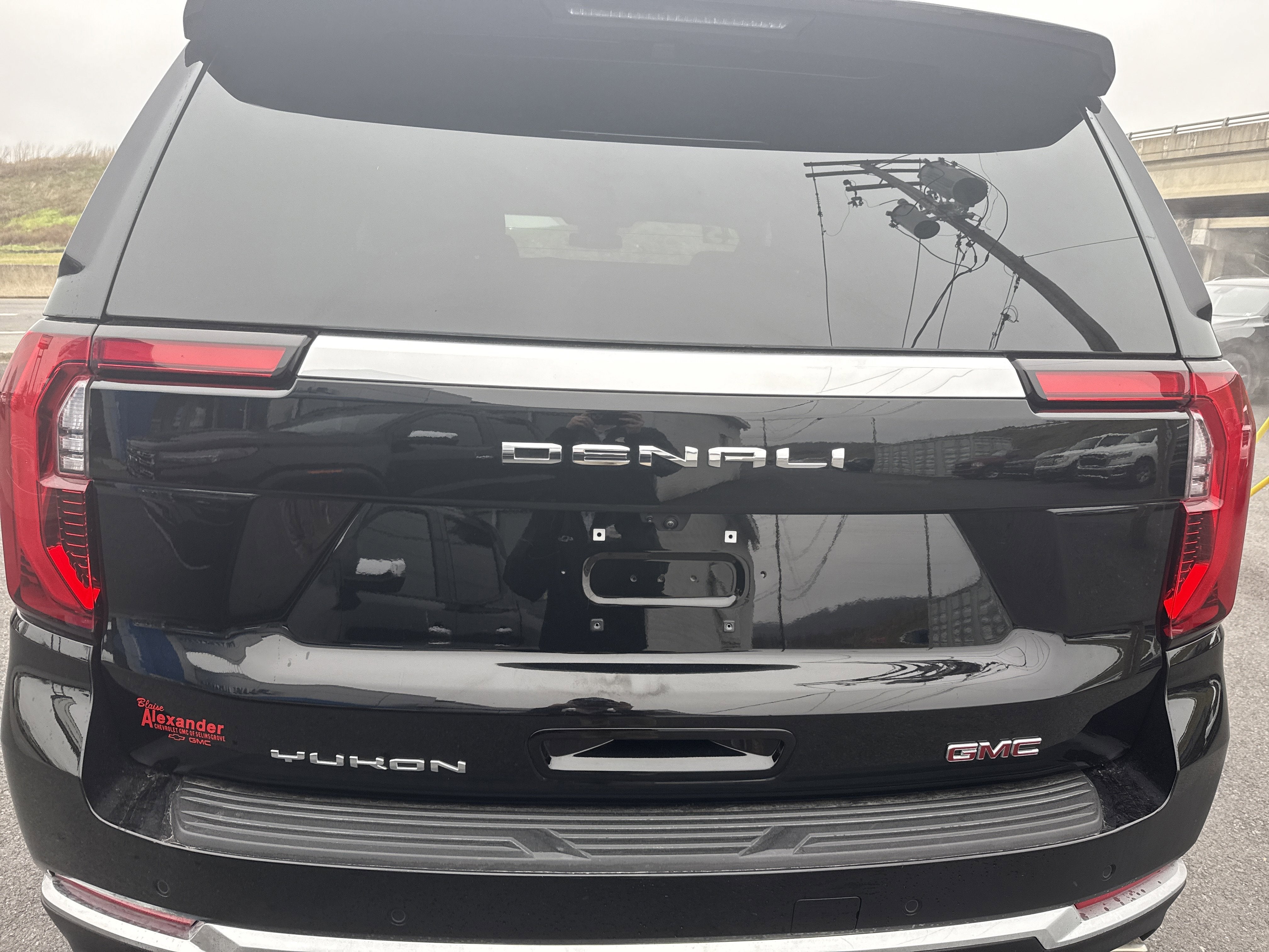 2025 GMC Yukon Denali