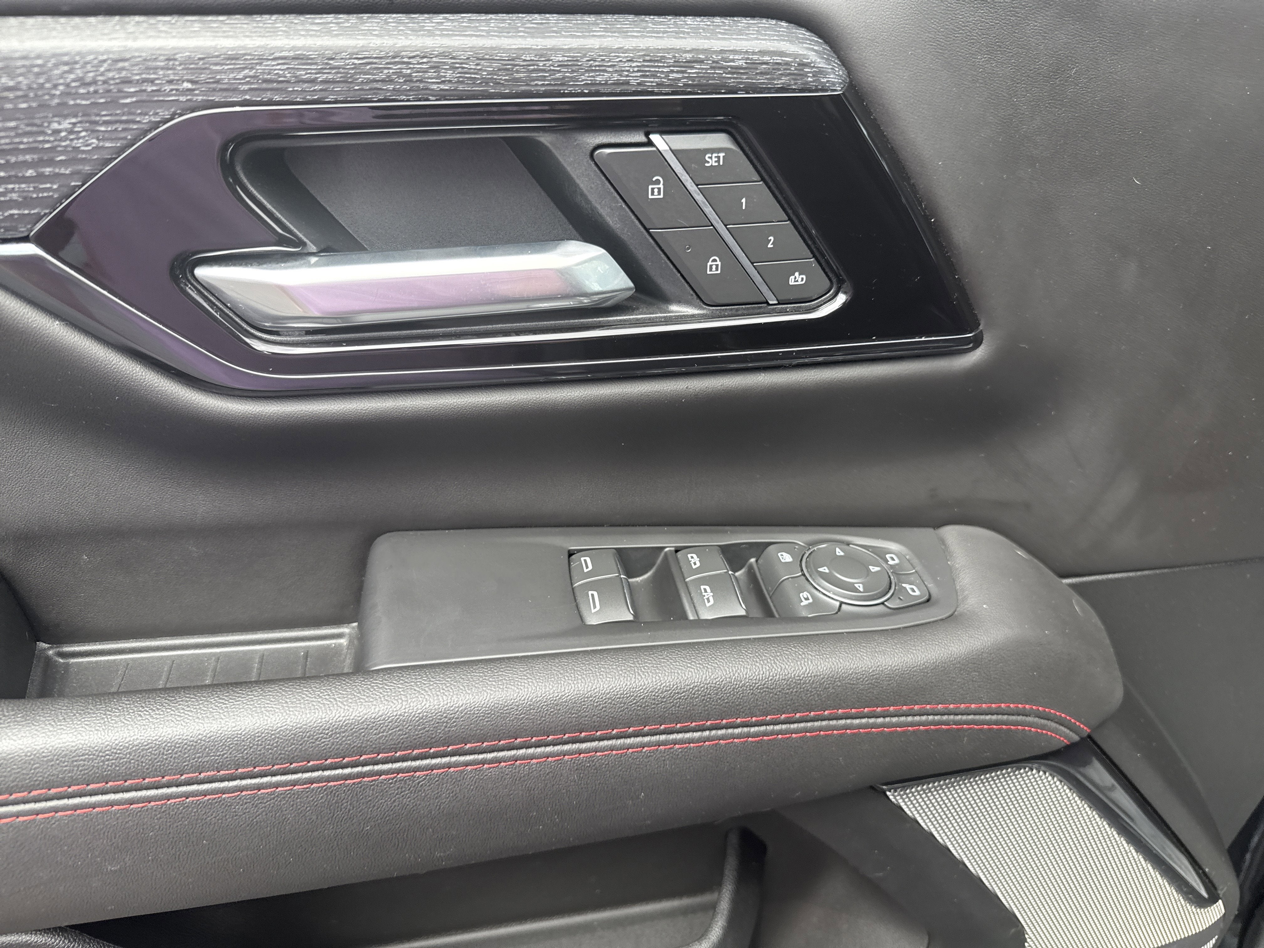 2025 GMC Yukon XL AT4 Ultimate