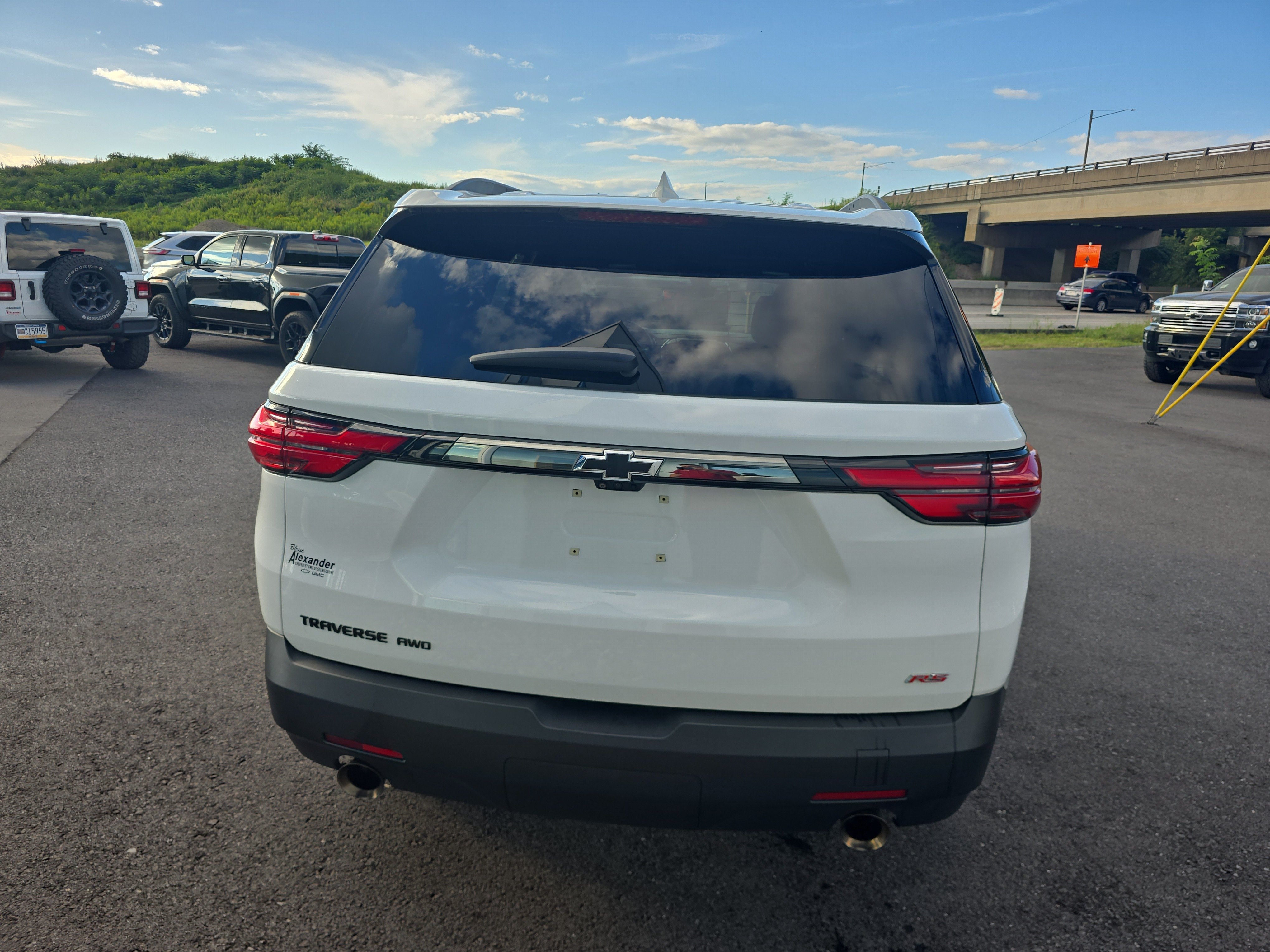 2023 Chevrolet Traverse RS