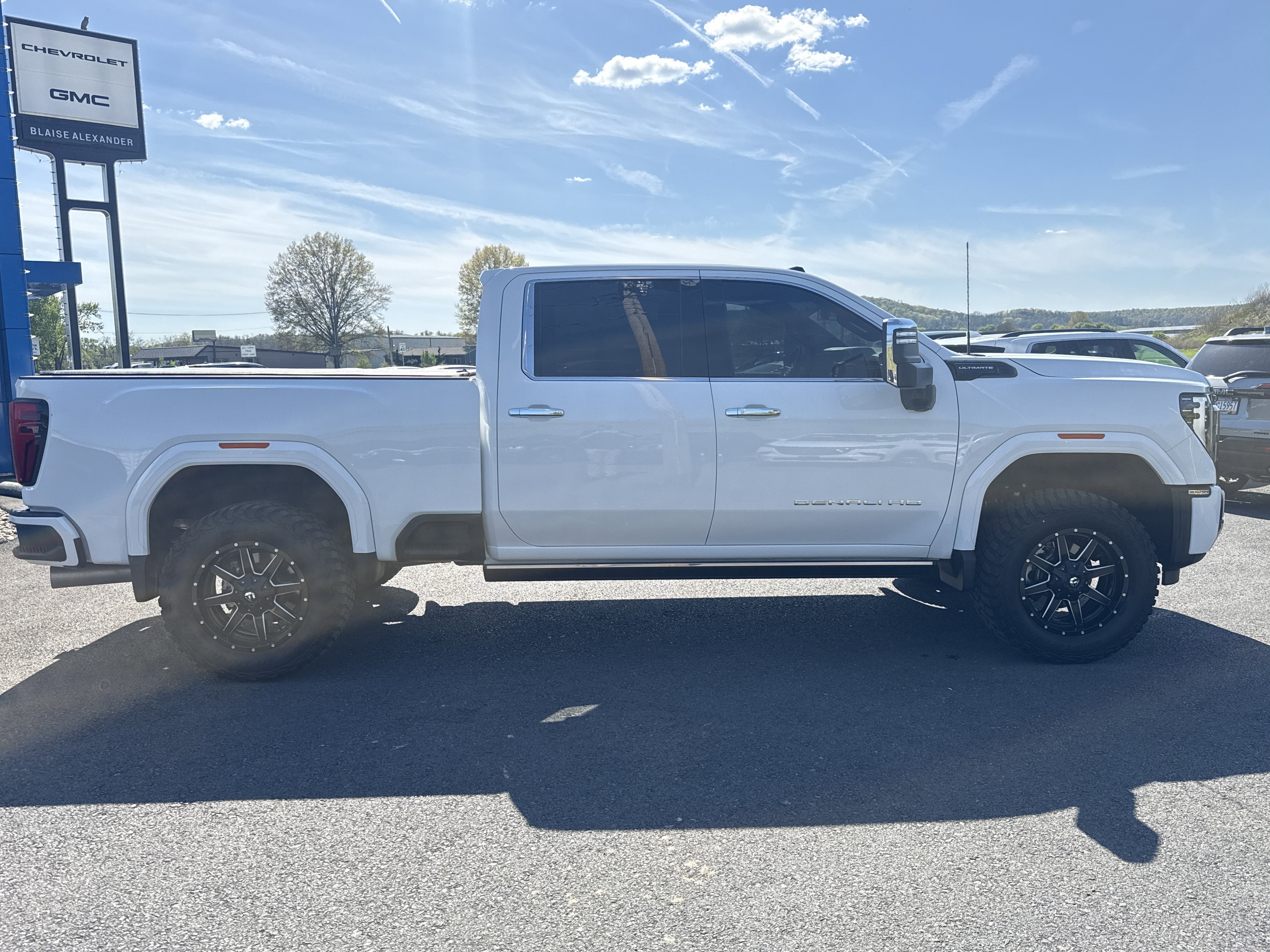 2024 GMC Sierra 2500 HD Denali Ultimate