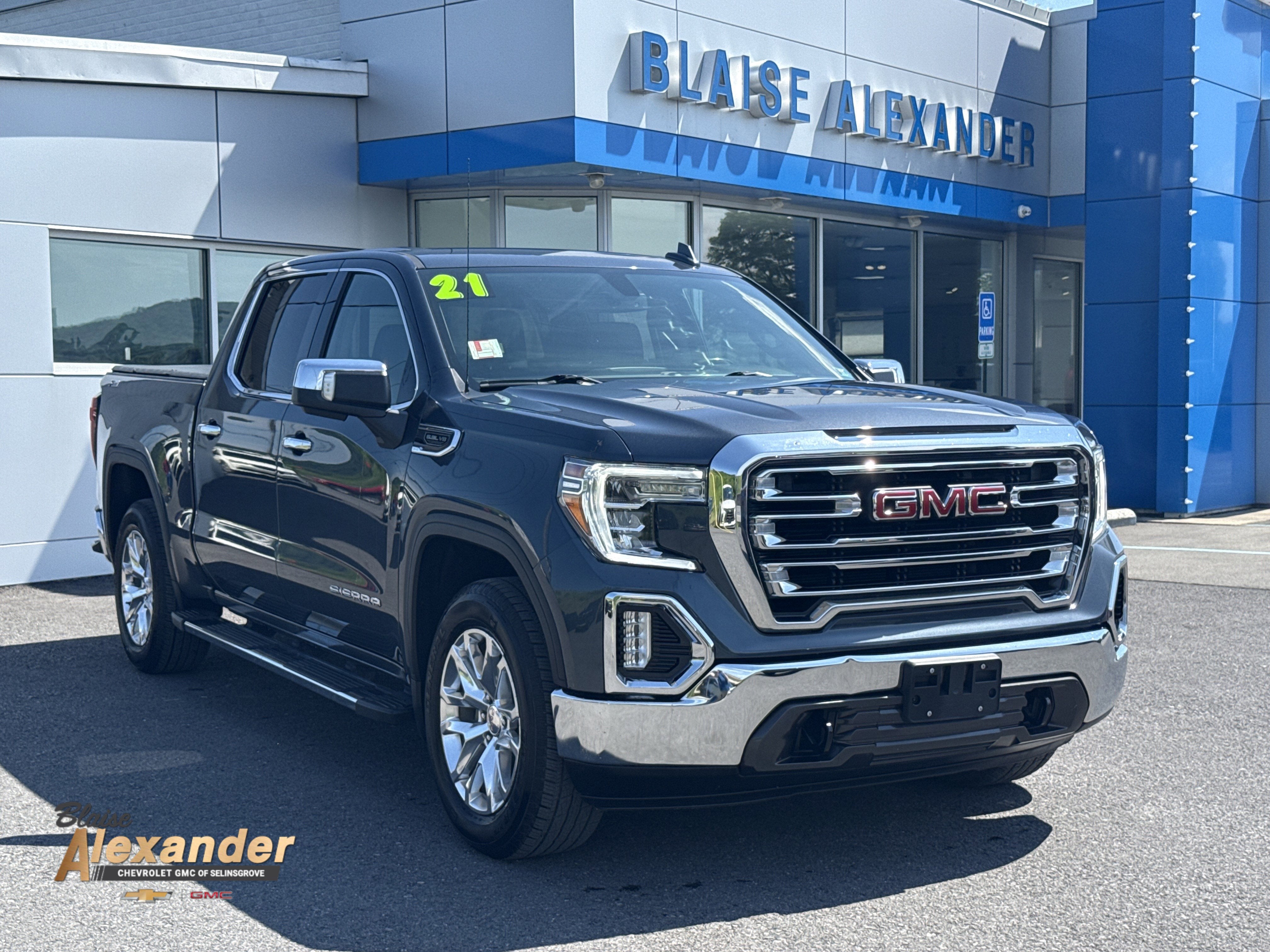 2021 GMC Sierra 1500 SLT