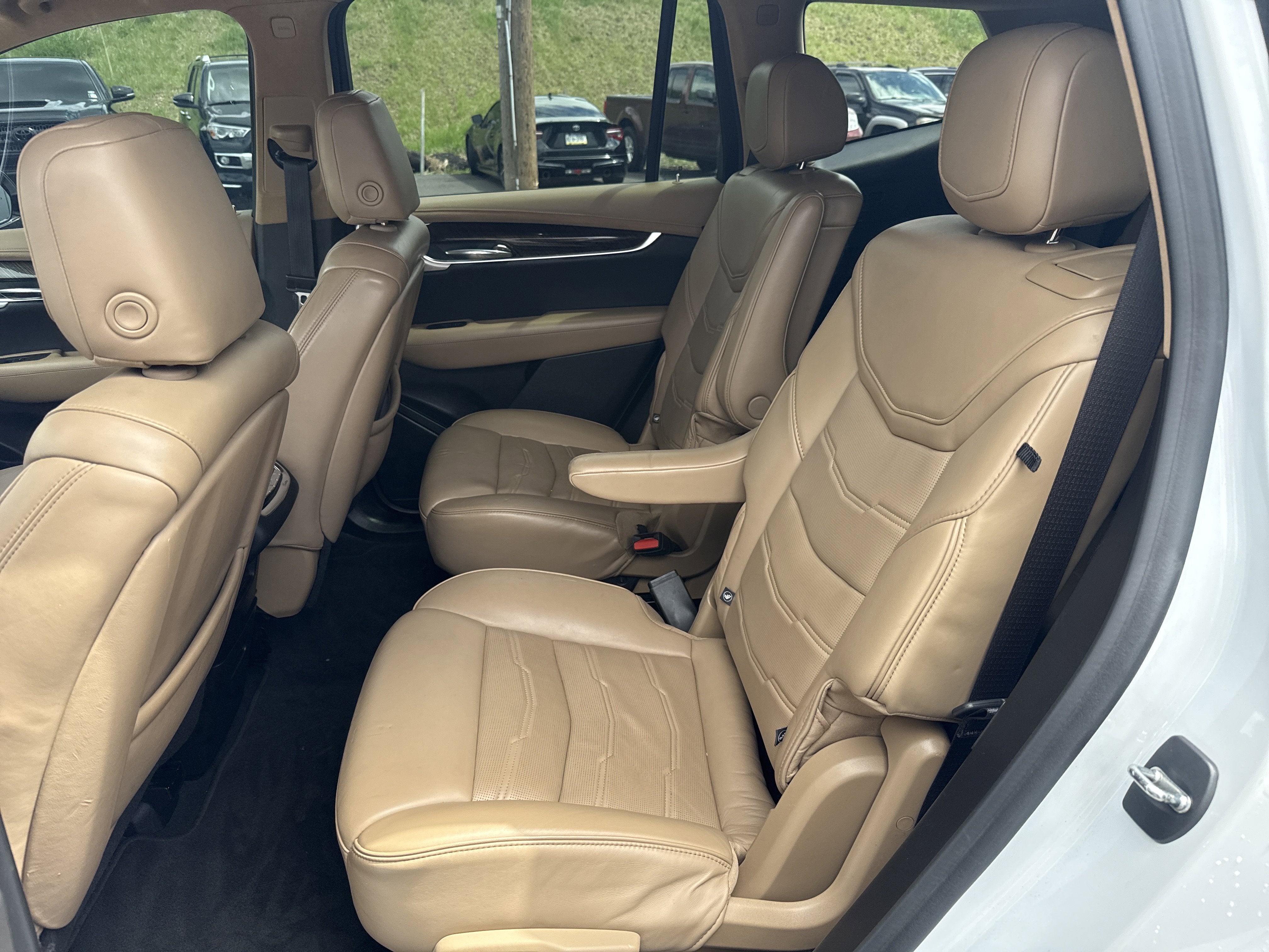 2022 Cadillac XT6 Premium Luxury