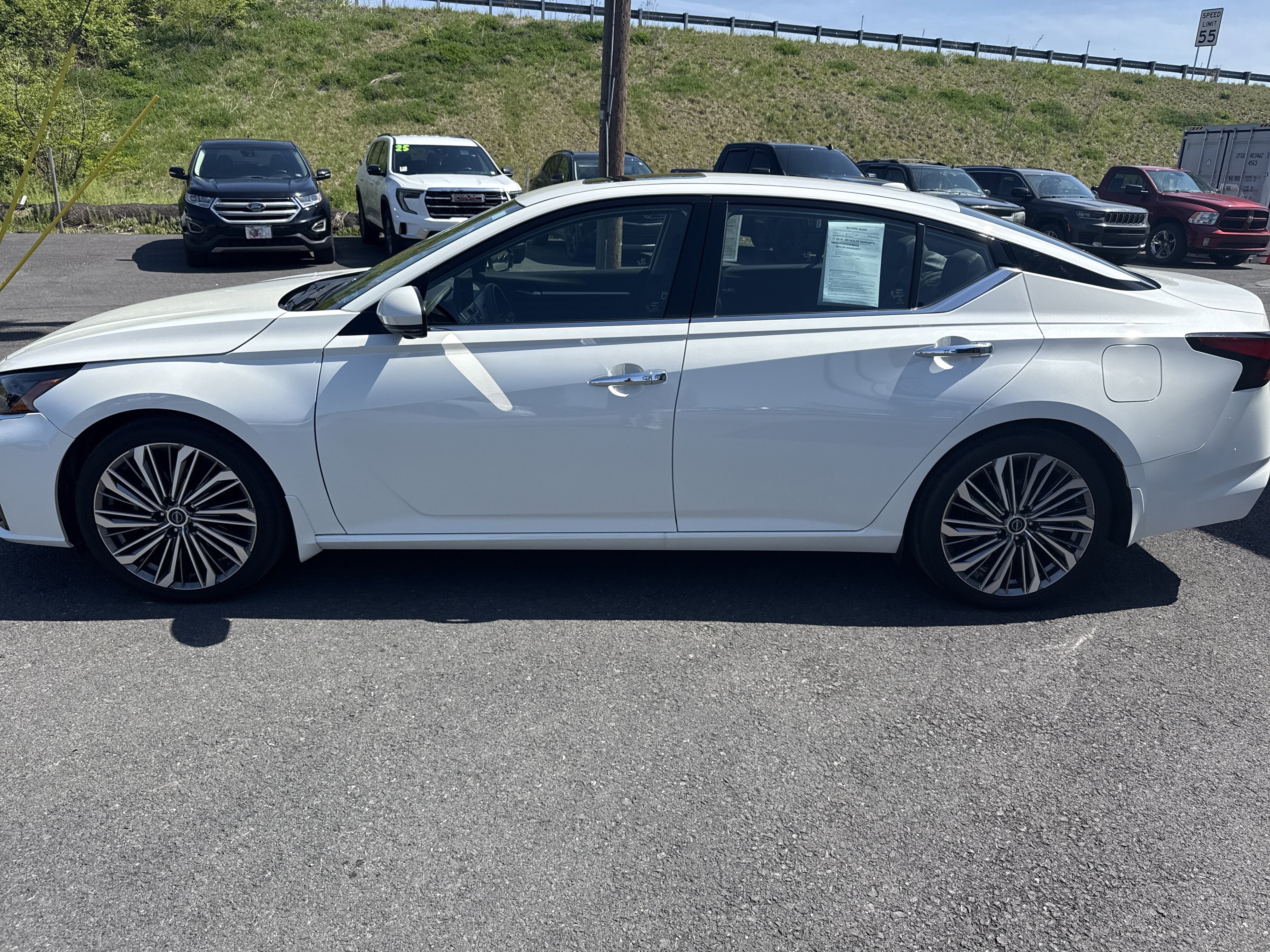 2024 Nissan Altima 2.5 SL