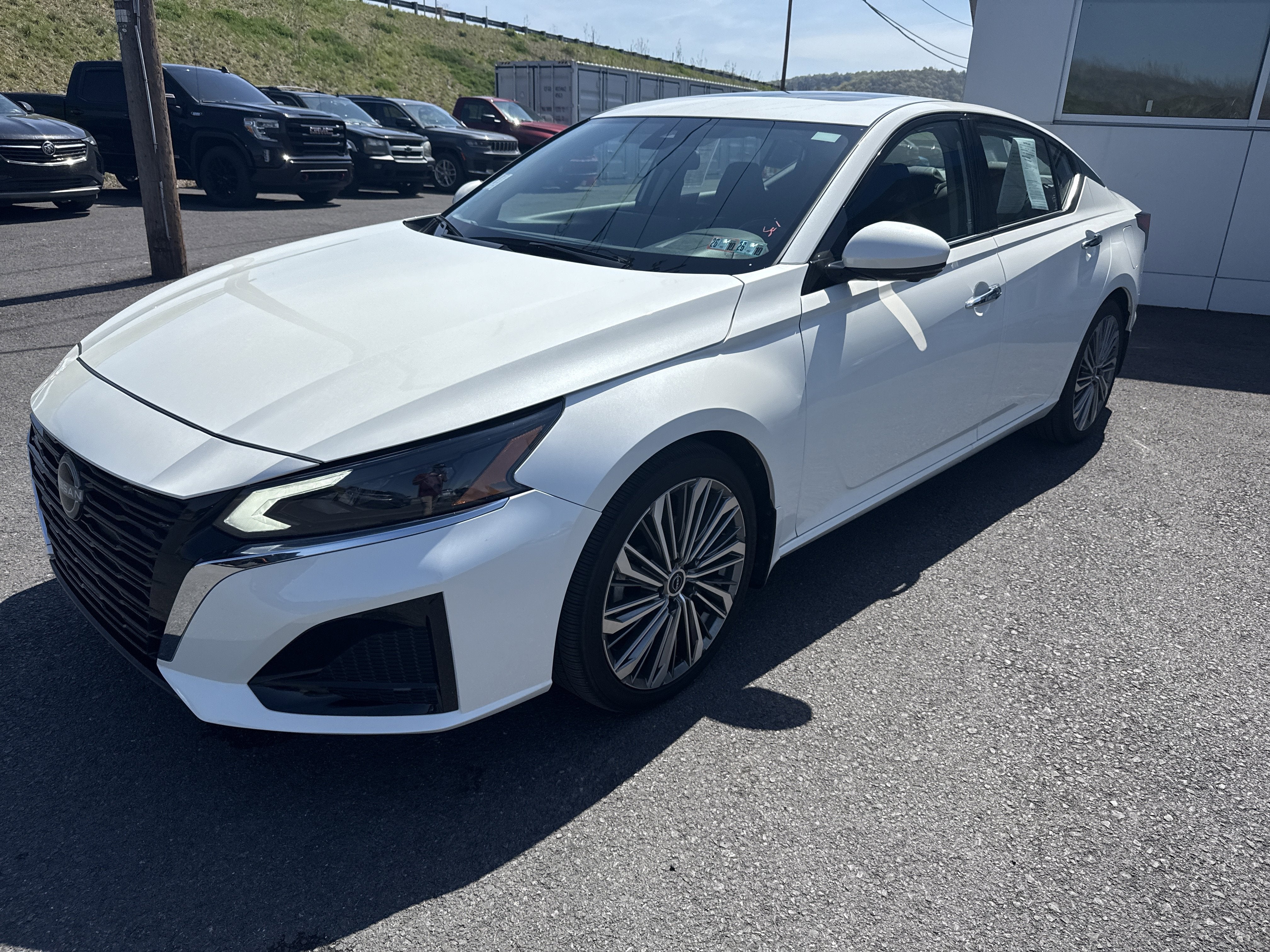 2024 Nissan Altima 2.5 SL