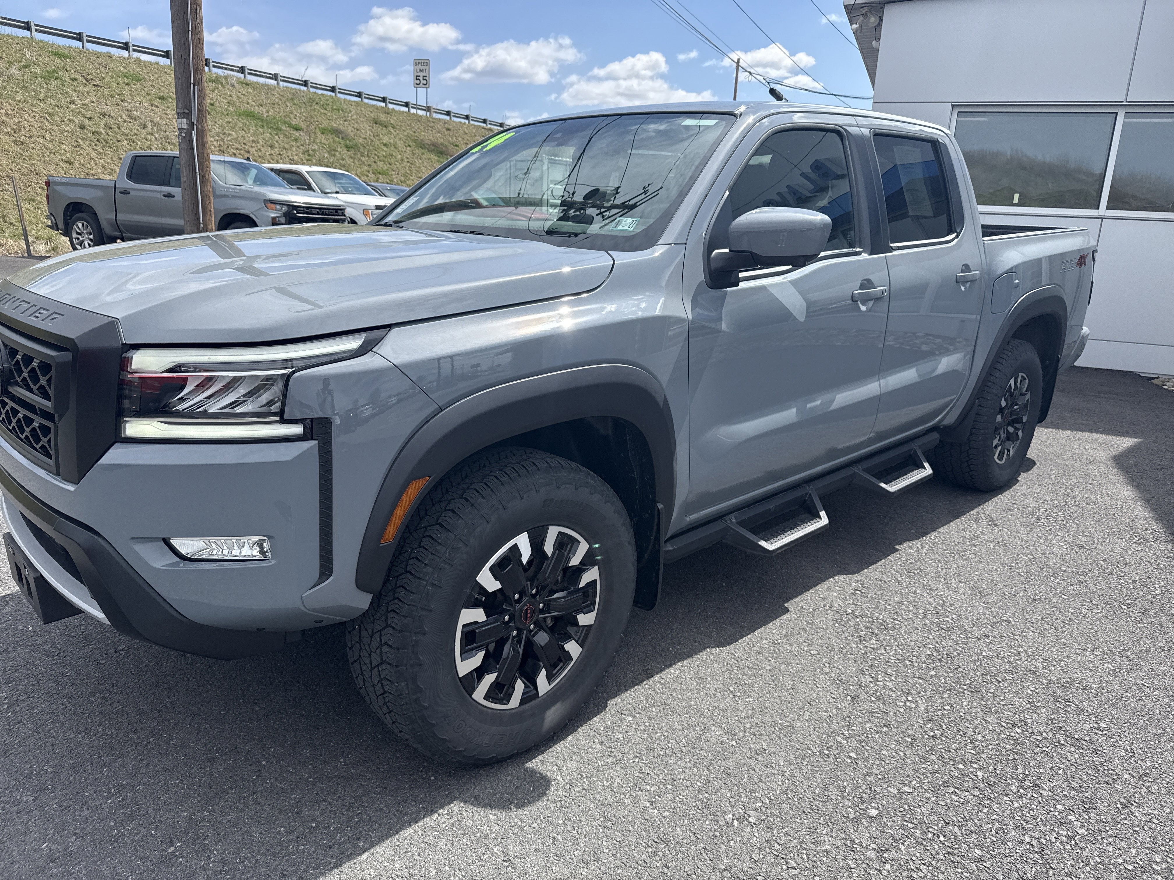 2024 Nissan Frontier PRO-4X