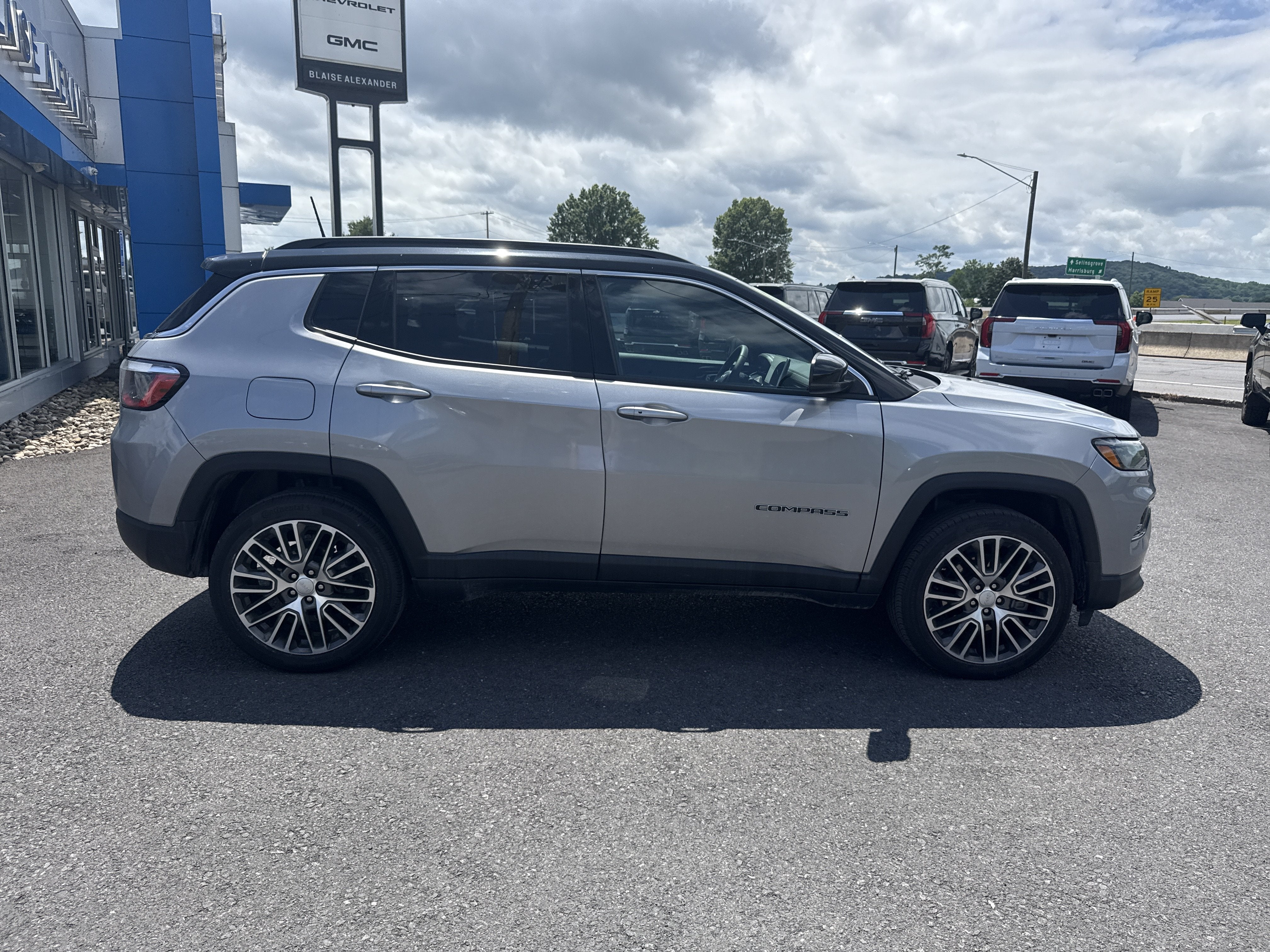 2023 Jeep Compass Limited