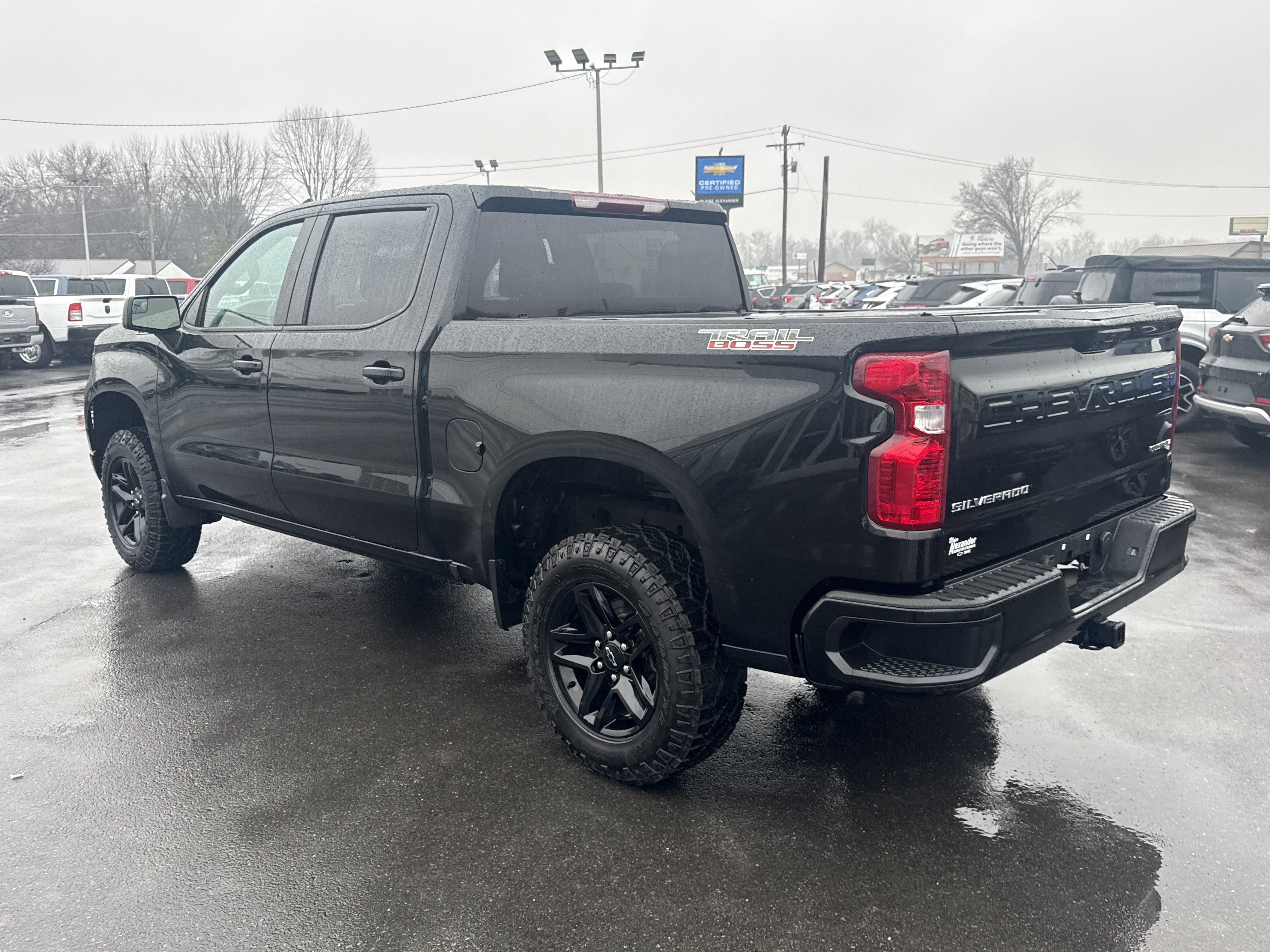 2023 Chevrolet Silverado 1500 Custom Trail Boss