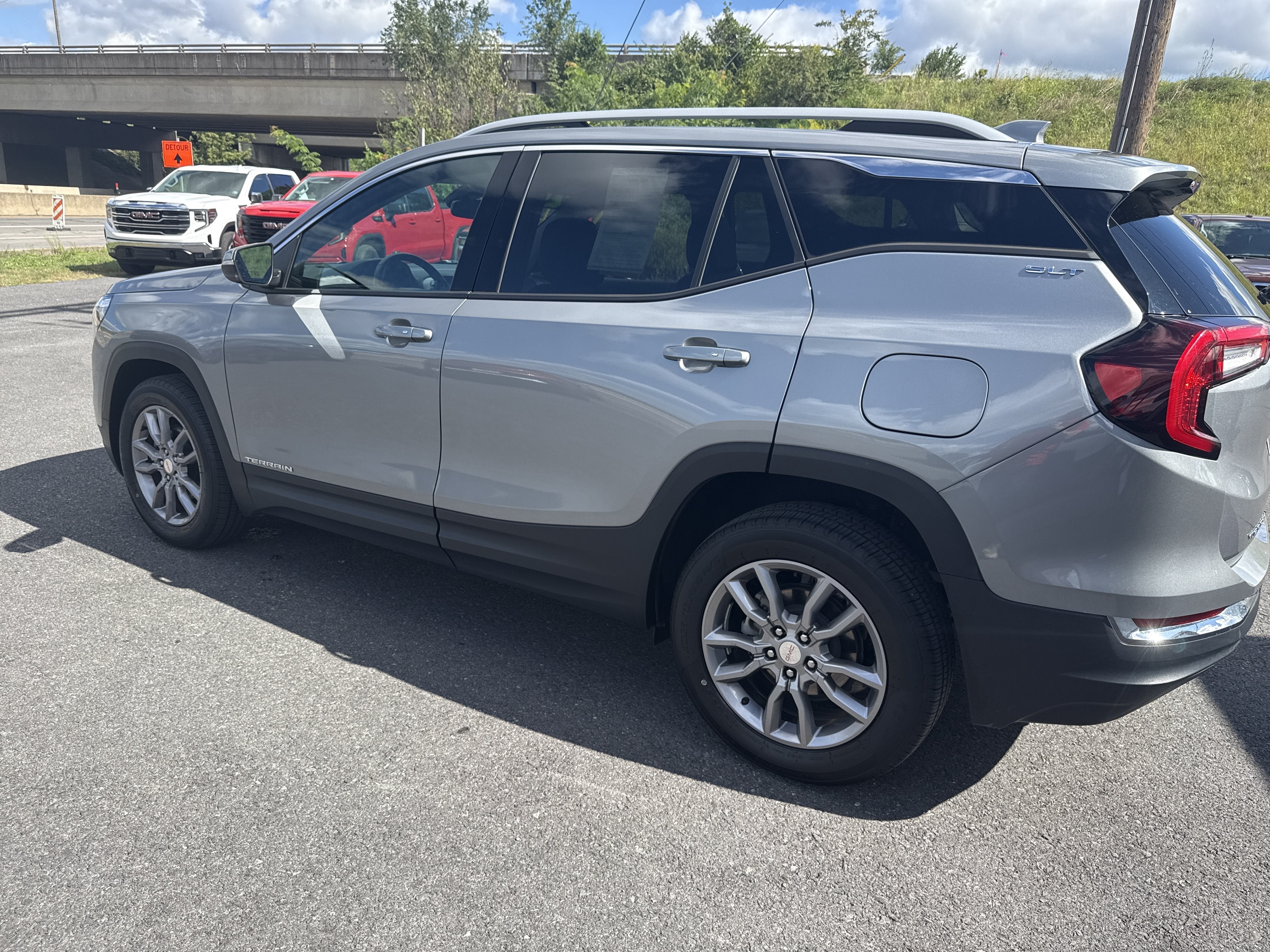 2024 GMC Terrain SLT
