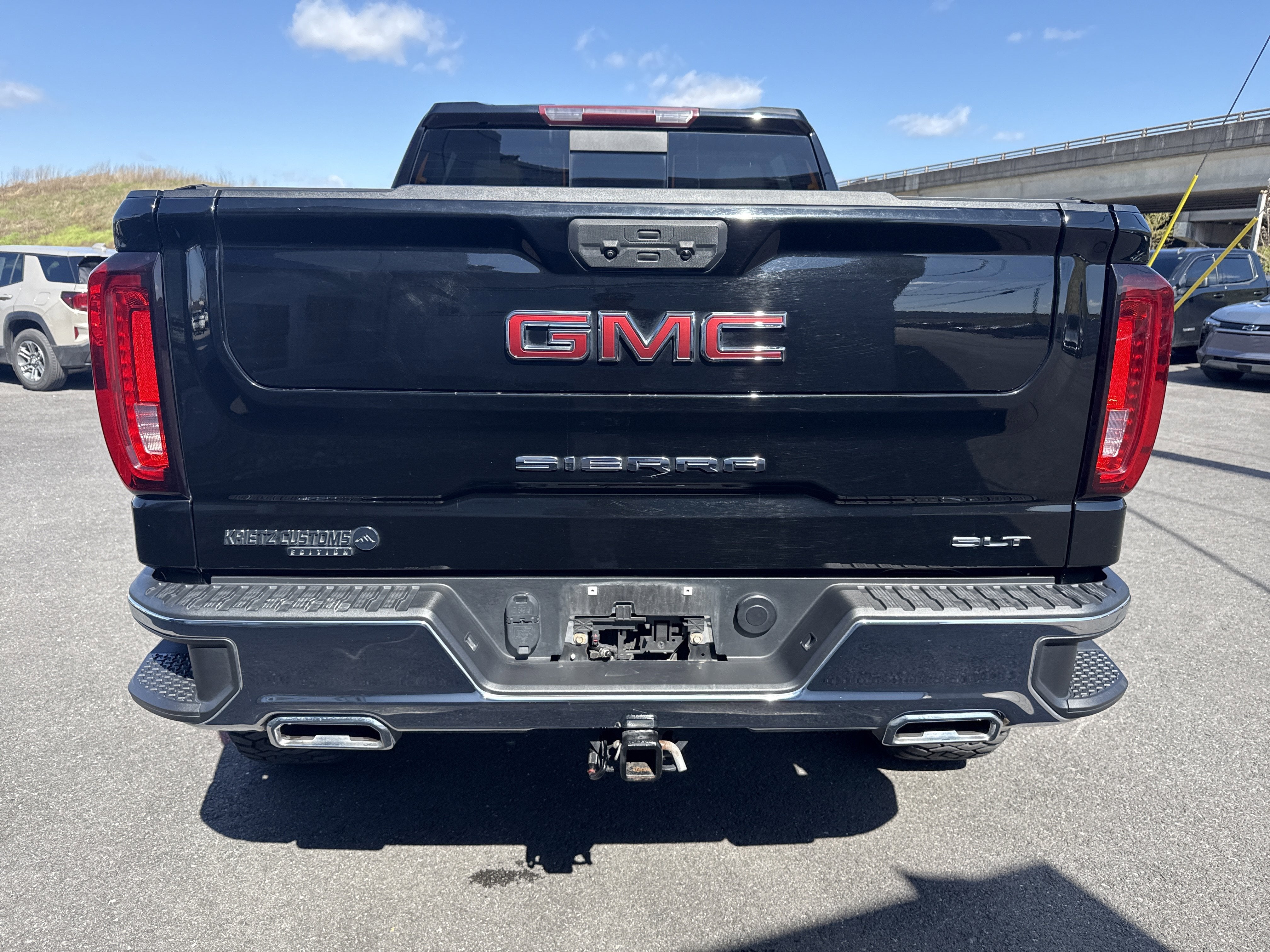 2023 GMC Sierra 1500 SLT