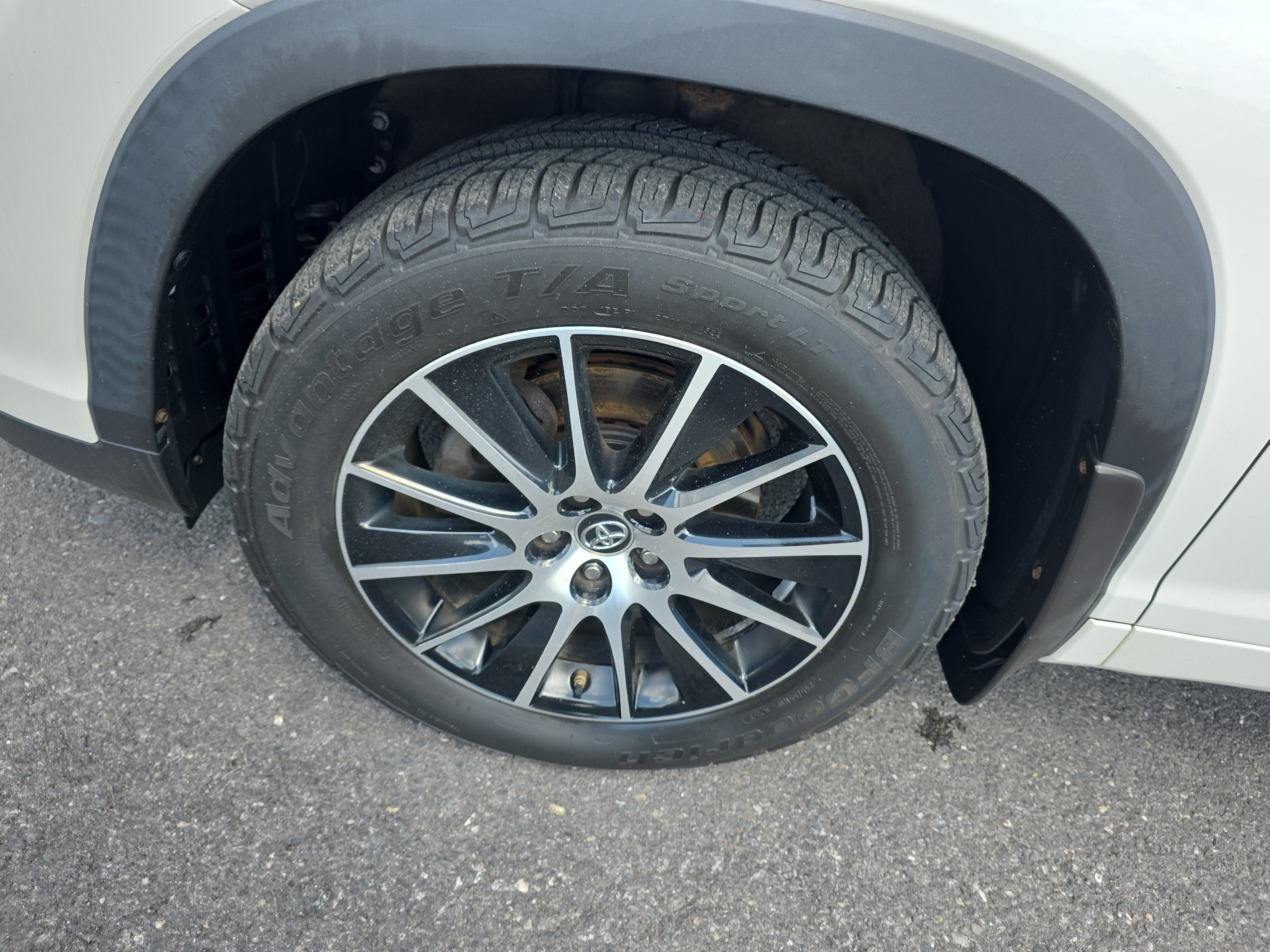 2018 Toyota Highlander SE