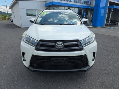 2018 Toyota Highlander SE