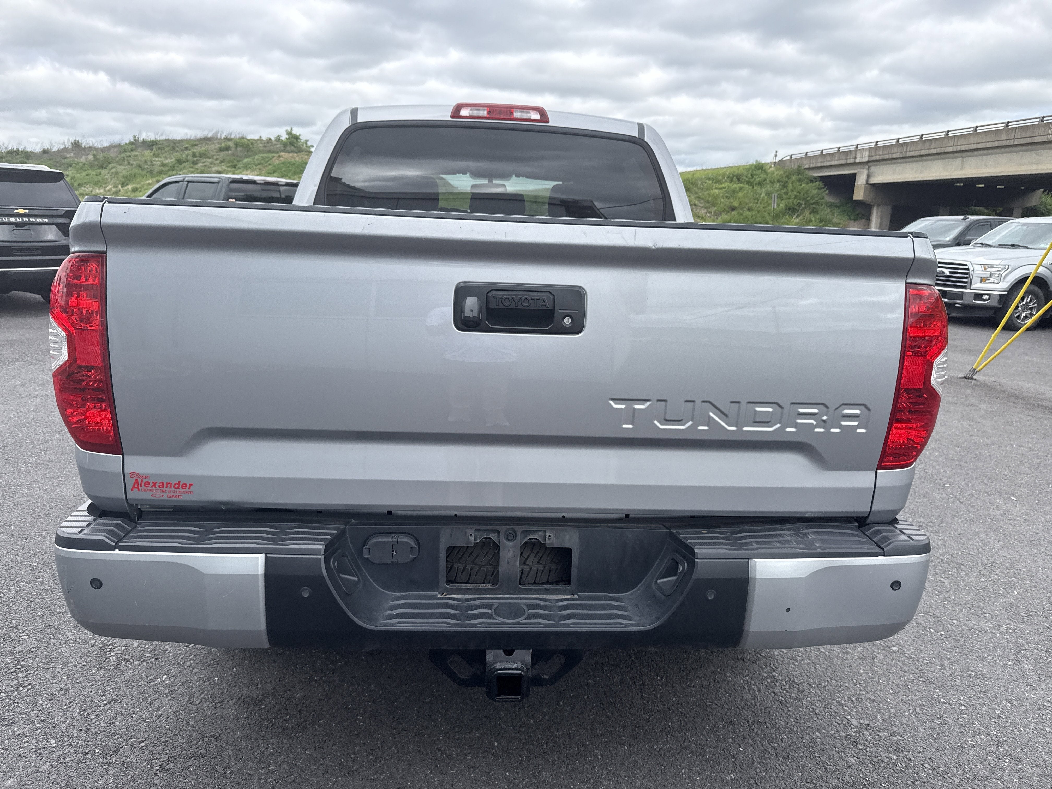 2016 Toyota Tundra 4WD Truck SR5